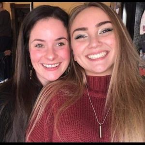 Meet your Posher, Felicia